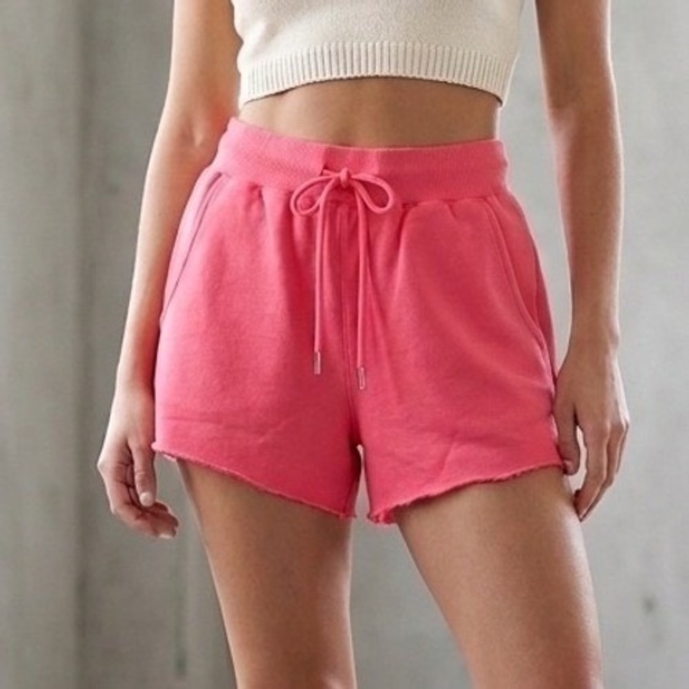 BLANKNYC Take Me There Pink Sweat Shorts Raw Hem XS NWT Athleisure Barbiecore